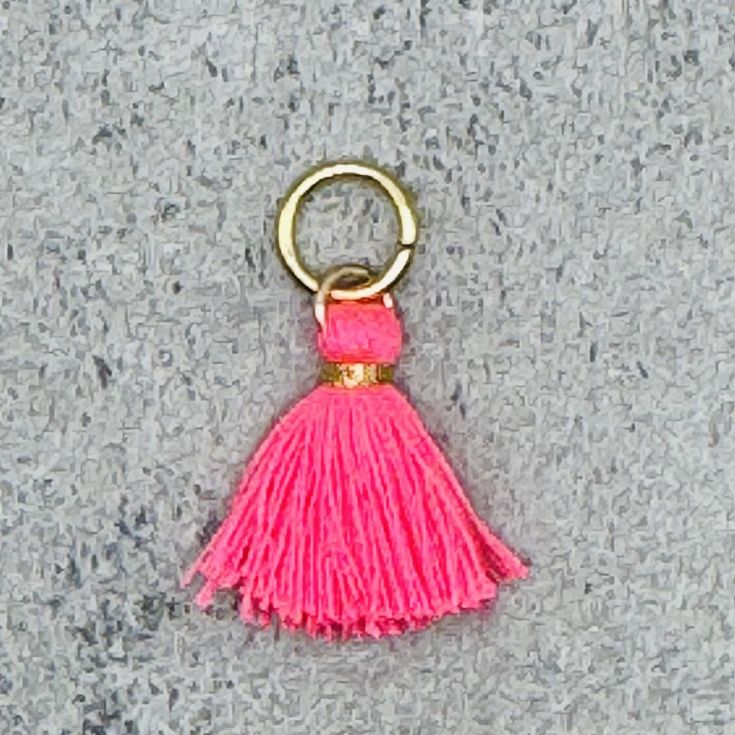 Mix & Match  - Quastenanhänger neon pink